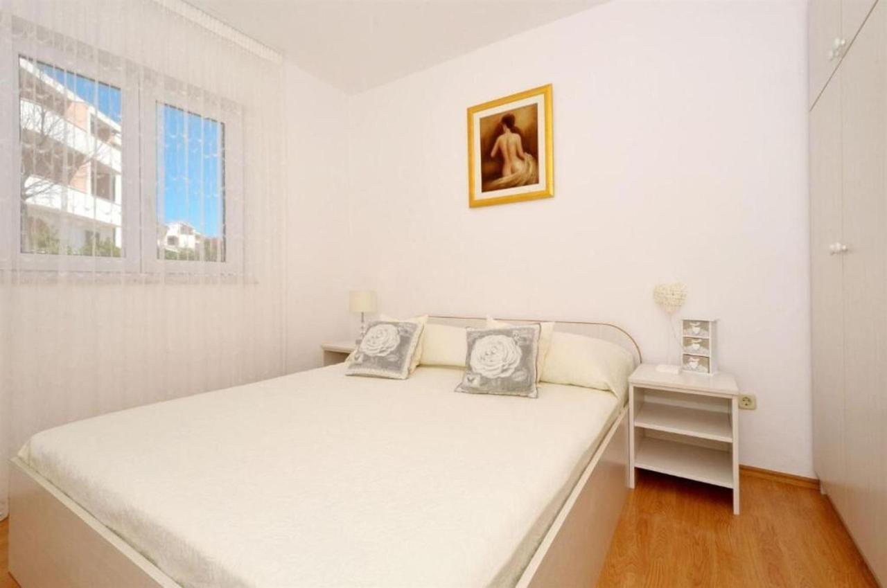 Apartments Sandy 罗戈兹尼察 外观 照片